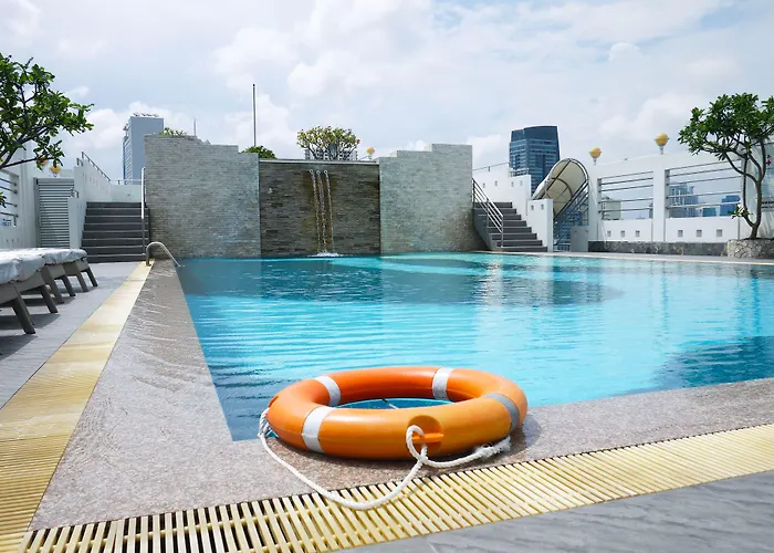 Zenith Sukhumvit ,